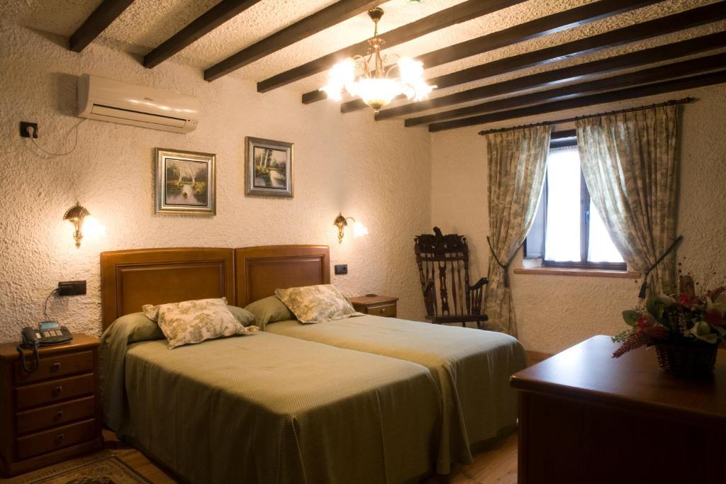 El Foyu Hotel Colunga Room photo