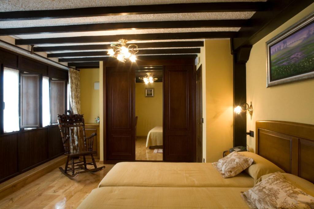 El Foyu Hotel Colunga Room photo