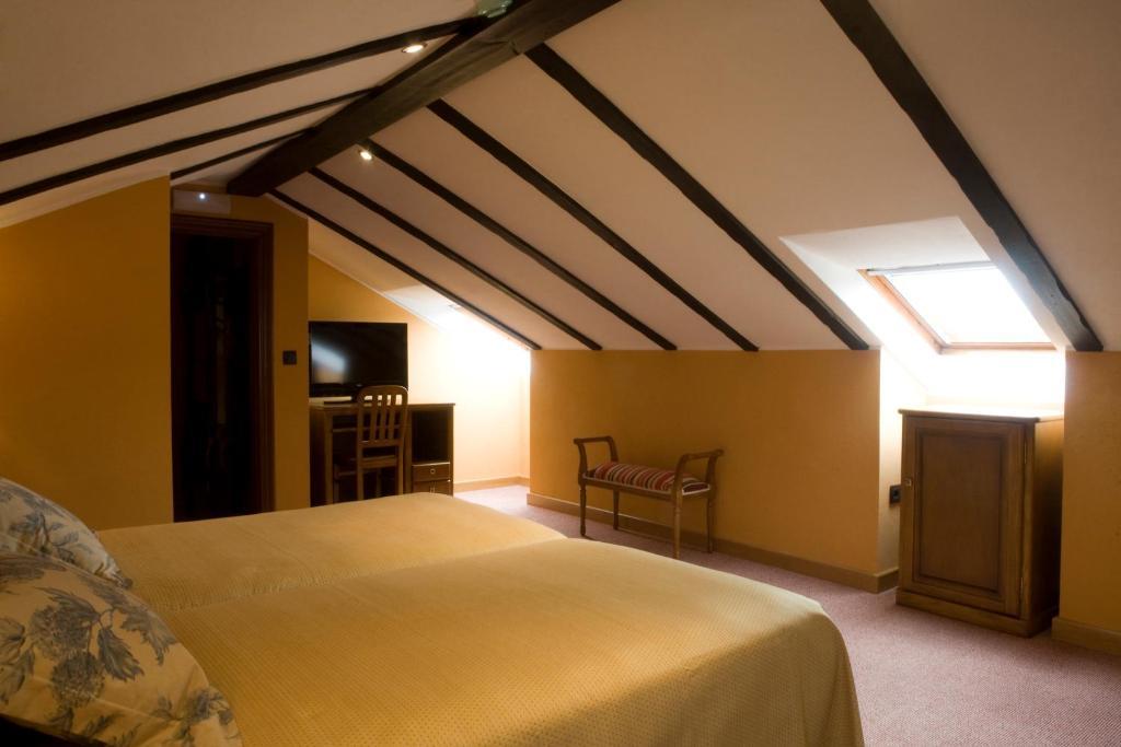 El Foyu Hotel Colunga Room photo